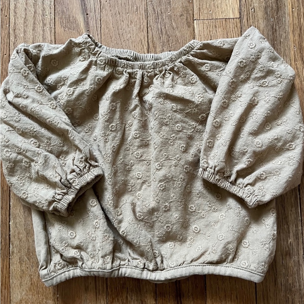 Zara HTF Embroidered Top 3-6 Months